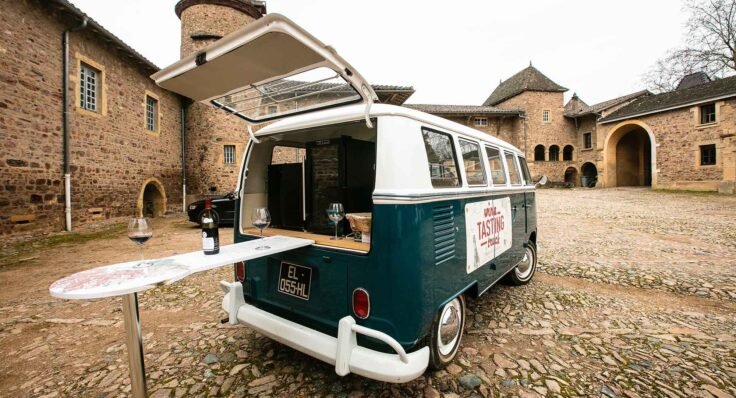 Camping Beaujolais, château de Juliénas